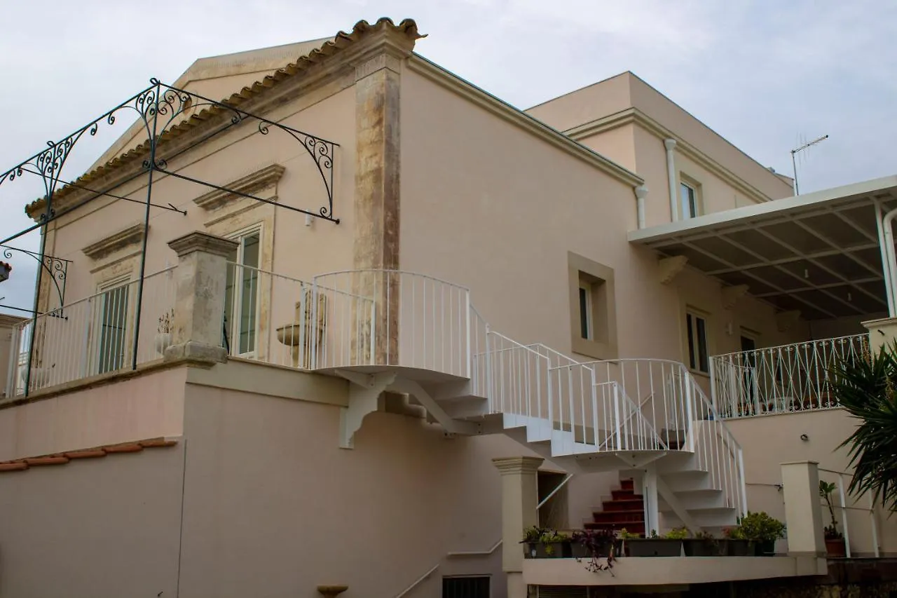 Holiday home Salgari Uno Villa Marina di Ragusa