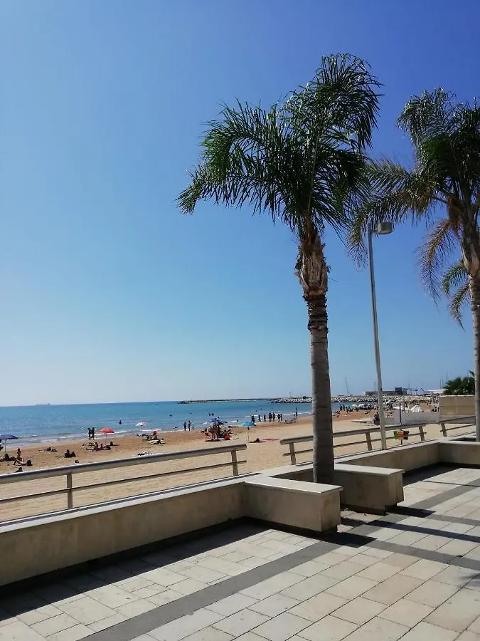 Salgari Uno Villa Marina di Ragusa Italy